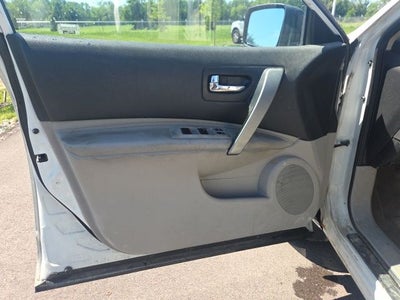 2011 Nissan Rogue SV