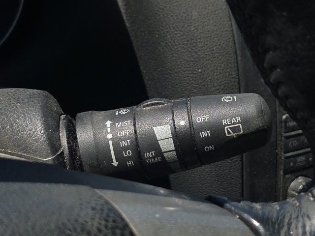 2011 Nissan Rogue SV