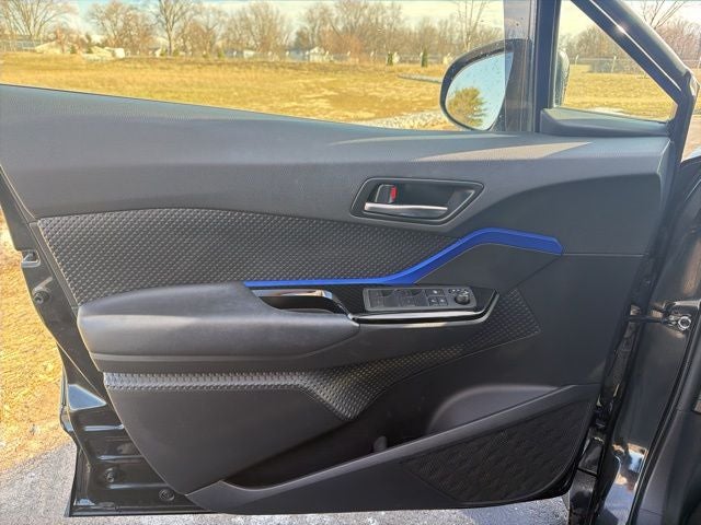 2020 Toyota C-HR XLE