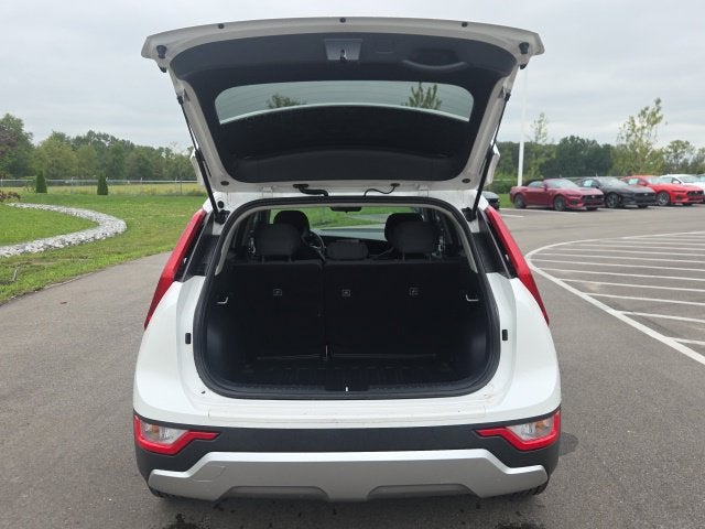 2024 Kia Niro LX