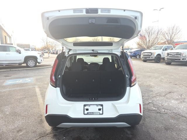 2024 Kia Soul LX