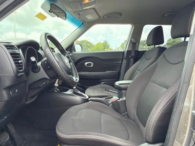 2017 Kia Soul Base