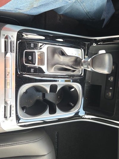 2024 Kia Carnival SX