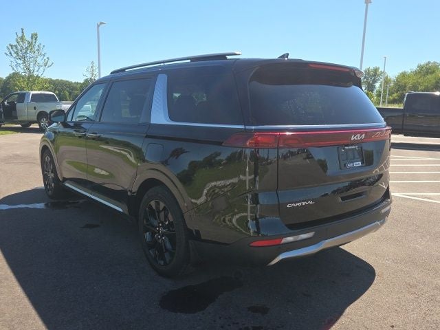 2024 Kia Carnival SX