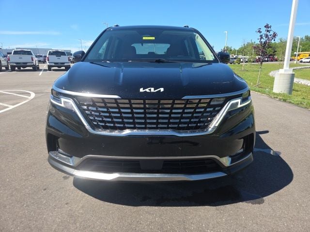 2024 Kia Carnival SX