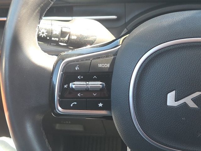 2024 Kia Carnival SX