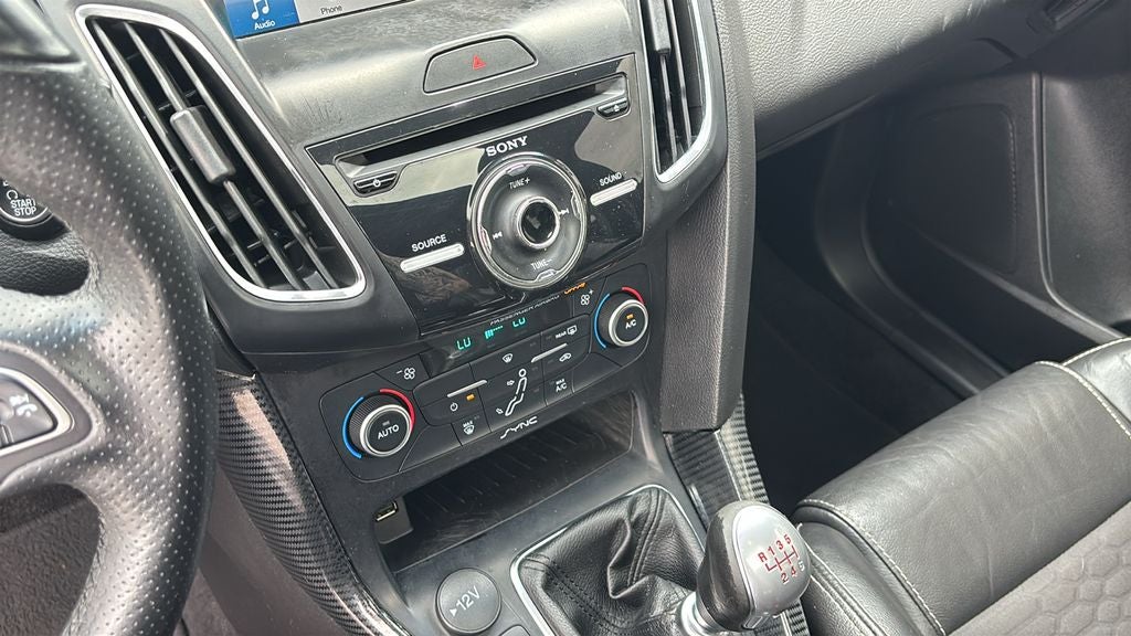 2018 Ford Focus ST
