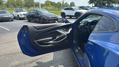 2022 Chevrolet Camaro 2LT 2LT