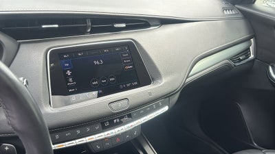 2021 Cadillac XT4 Premium Luxury