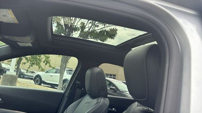 2021 Cadillac XT4 Premium Luxury