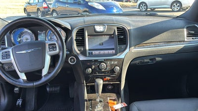 2011 Chrysler 300 Limited
