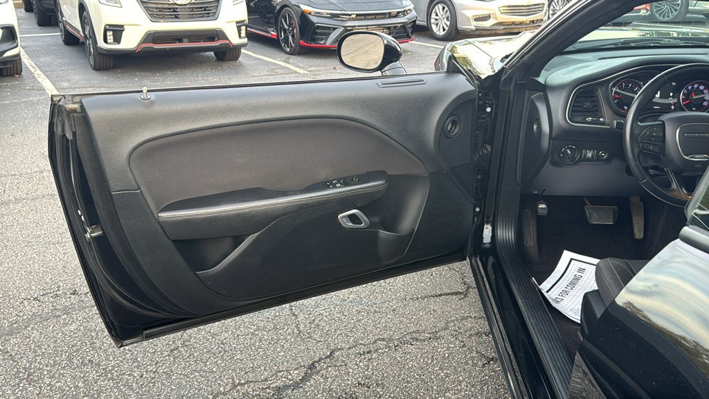 2018 Dodge Challenger SXT