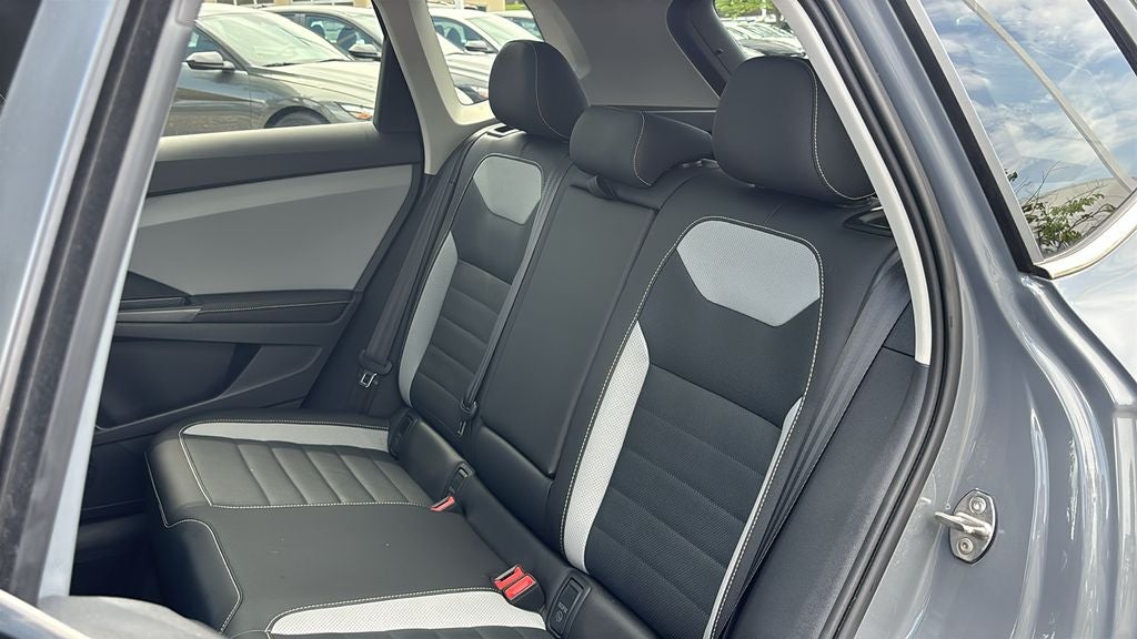 2024 Volkswagen Taos 1.5T SEL