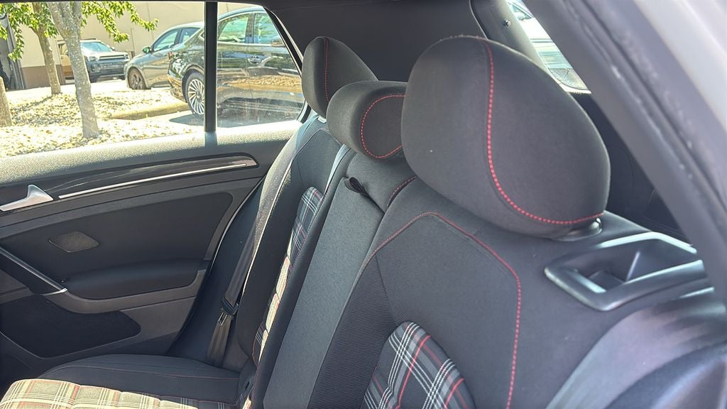 2016 Volkswagen Golf GTI S