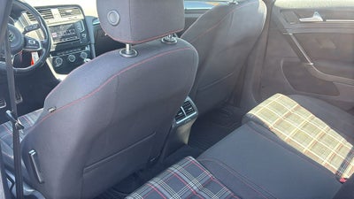 2016 Volkswagen Golf GTI S