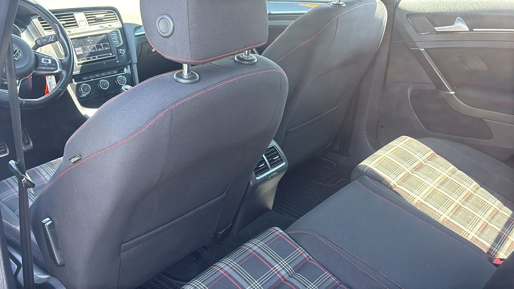 2016 Volkswagen Golf GTI S