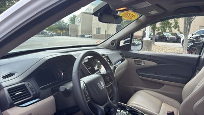 2020 Honda Pilot Touring 7 Passenger