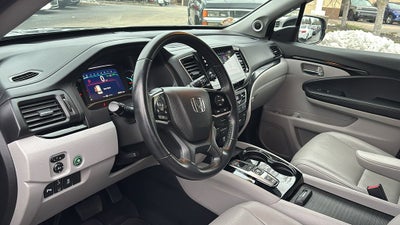 2021 Honda Pilot Touring 7 Passenger