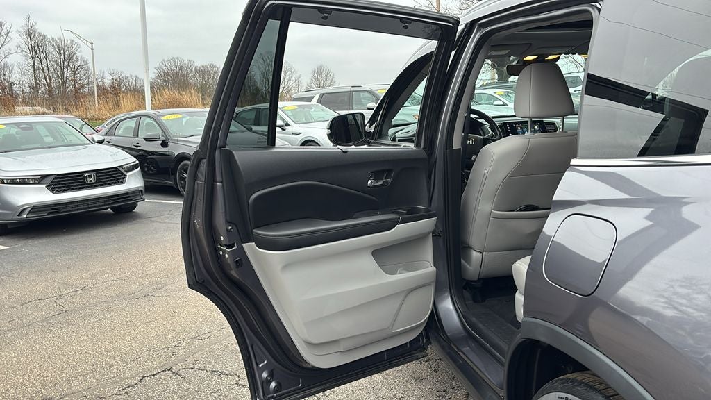 2021 Honda Pilot Touring 7 Passenger