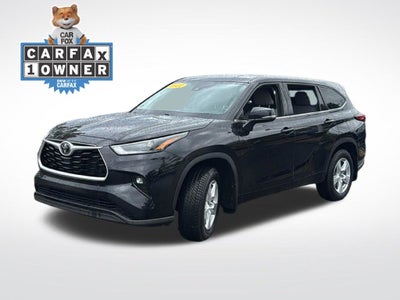 2022 Toyota Highlander LE