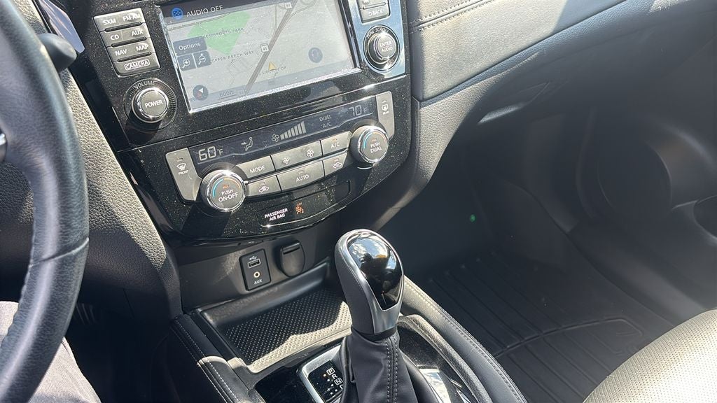 2017 Nissan Rogue SL