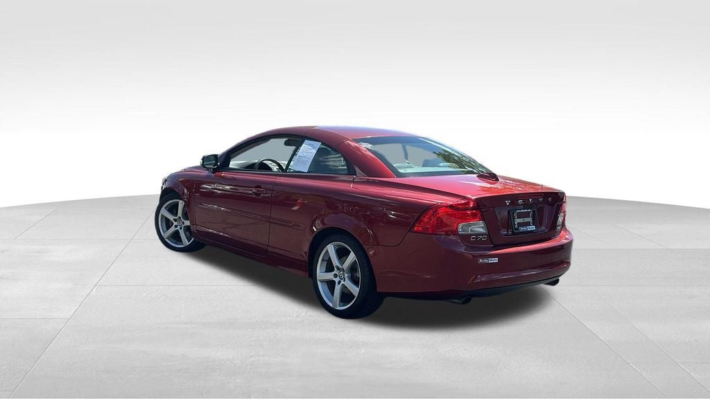 2011 Volvo C70 T5