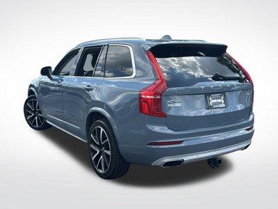2021 Volvo XC90 T6 Momentum