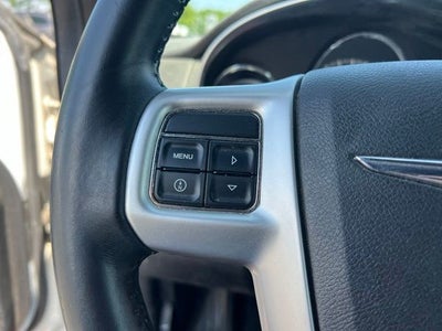2013 Chrysler 200 Touring