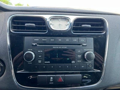 2013 Chrysler 200 Touring