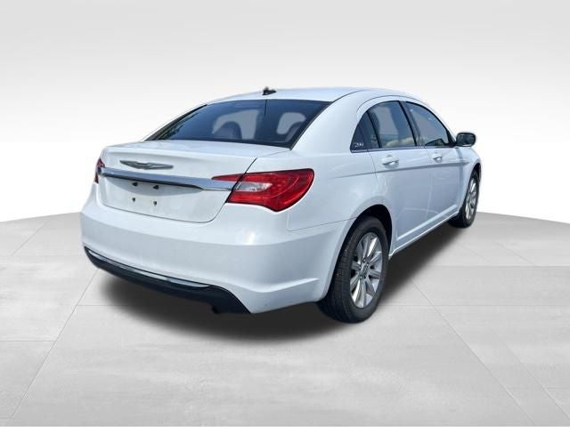 2013 Chrysler 200 Touring