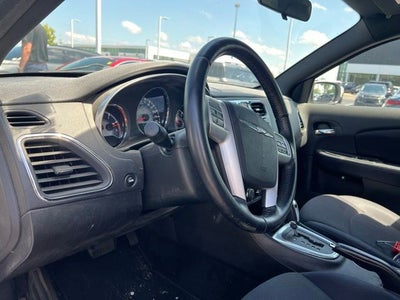2013 Chrysler 200 Touring