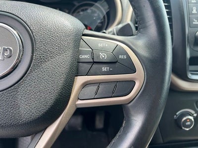 2017 Jeep Cherokee Sport