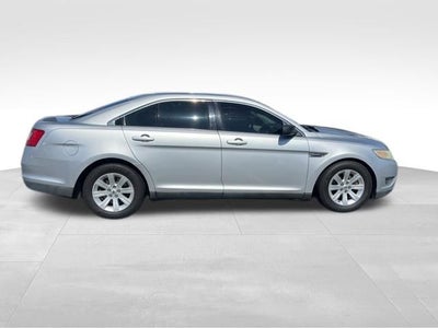 2011 Ford Taurus SE
