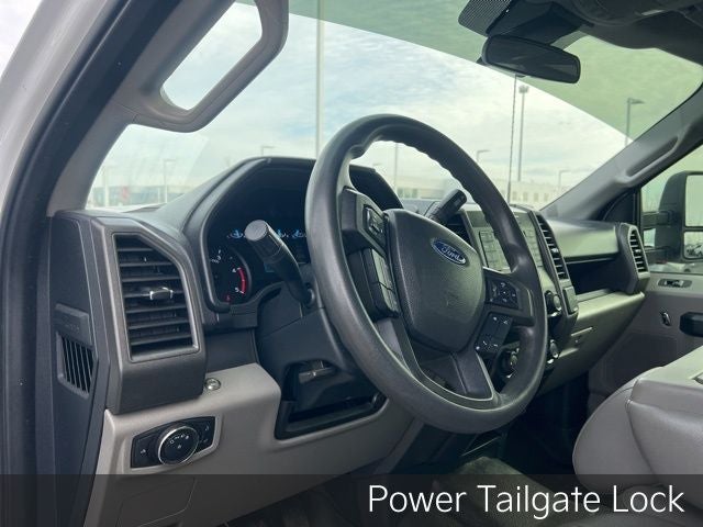 2022 Ford F-350SD XL