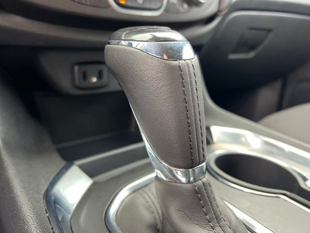 2018 Chevrolet Traverse LT Cloth w/1LT