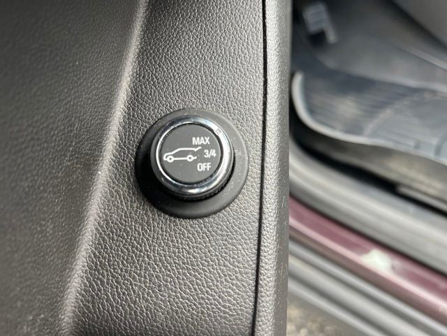 2018 Chevrolet Traverse LT Cloth w/1LT