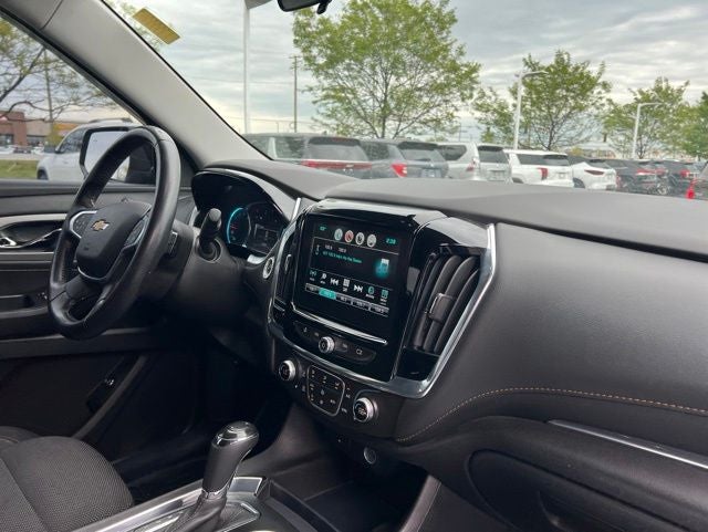 2018 Chevrolet Traverse LT Cloth w/1LT
