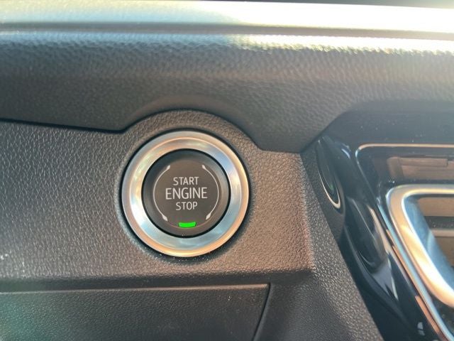 2025 Chevrolet Traverse LT 2LT