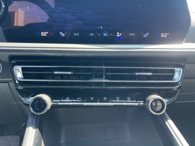 2025 Chevrolet Traverse LT 2LT