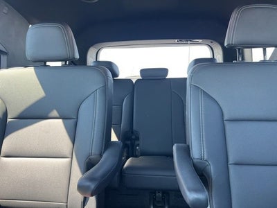 2025 Chevrolet Traverse LT 2LT