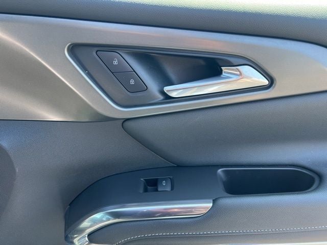 2025 Chevrolet Traverse LT 2LT