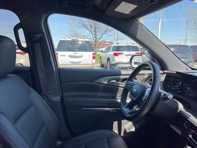 2025 Chevrolet Traverse LT 2LT