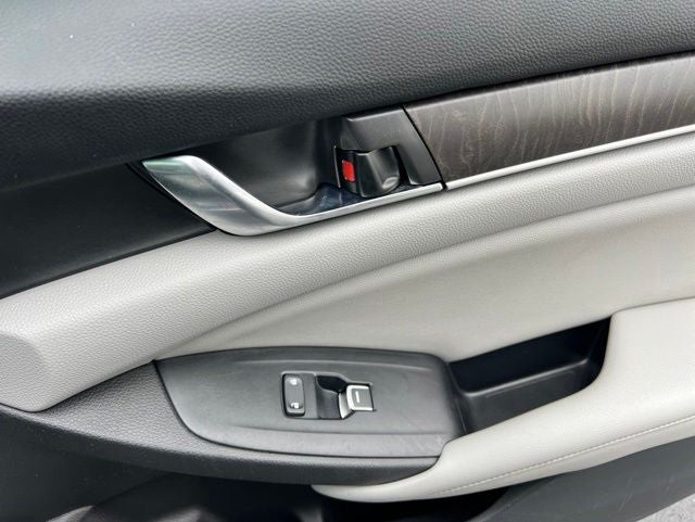 2019 Honda Accord Hybrid Touring