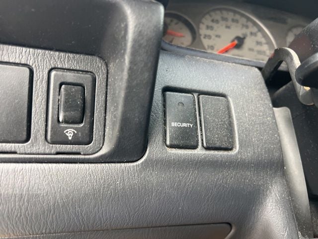 2001 Nissan Frontier SE V6