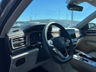 2024 Volkswagen Atlas 2.0T SE w/Technology
