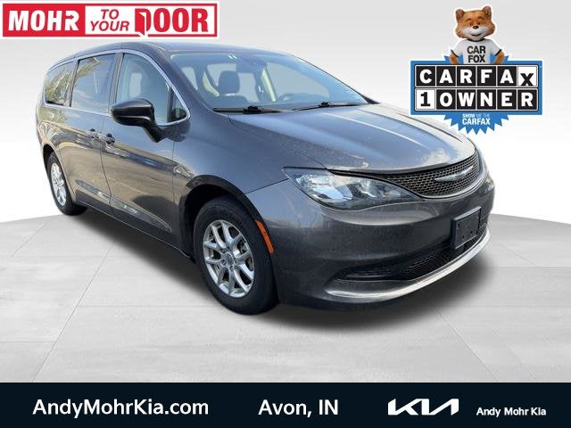 2023 Chrysler Voyager LX