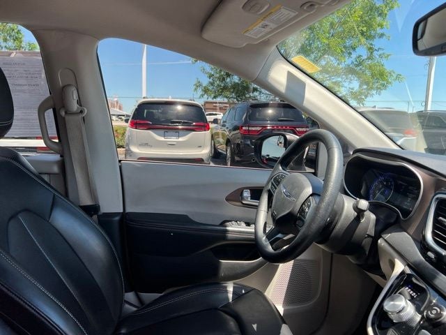 2020 Chrysler Voyager LXI