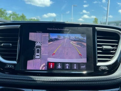 2021 Chrysler Pacifica Touring L