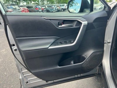 2019 Toyota RAV4 Hybrid XLE