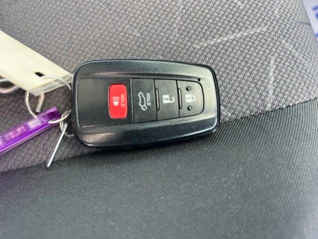 2019 Toyota RAV4 Hybrid XLE
